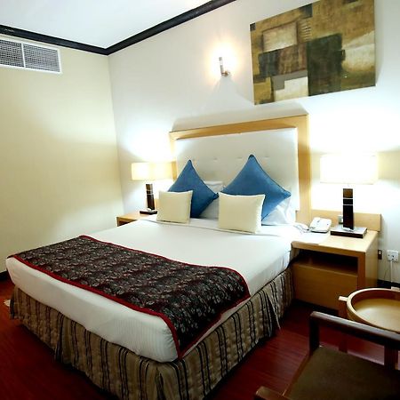 London Crown Hotel Dubai Eksteriør billede