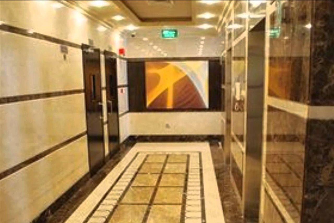 London Crown Hotel Dubai Eksteriør billede