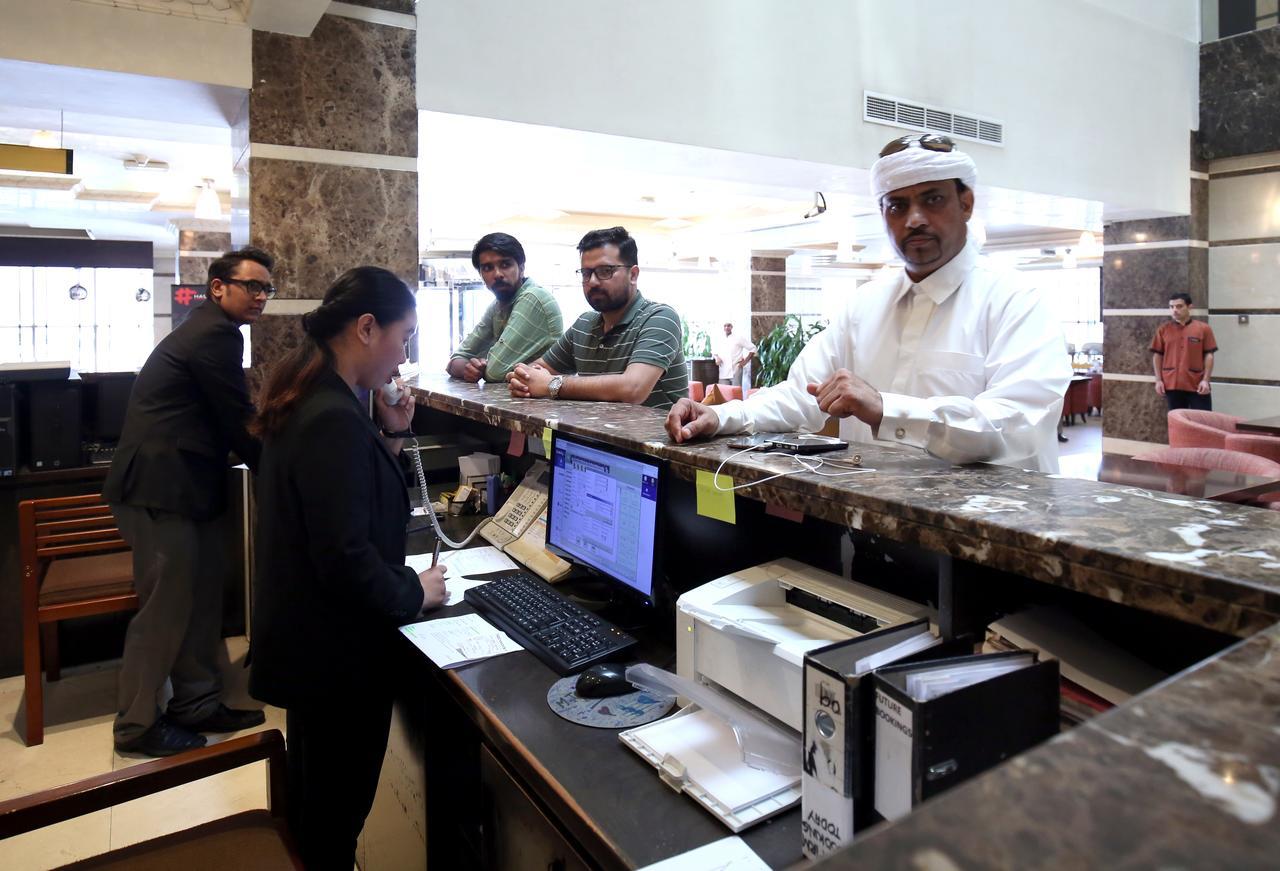 London Crown Hotel Dubai Eksteriør billede