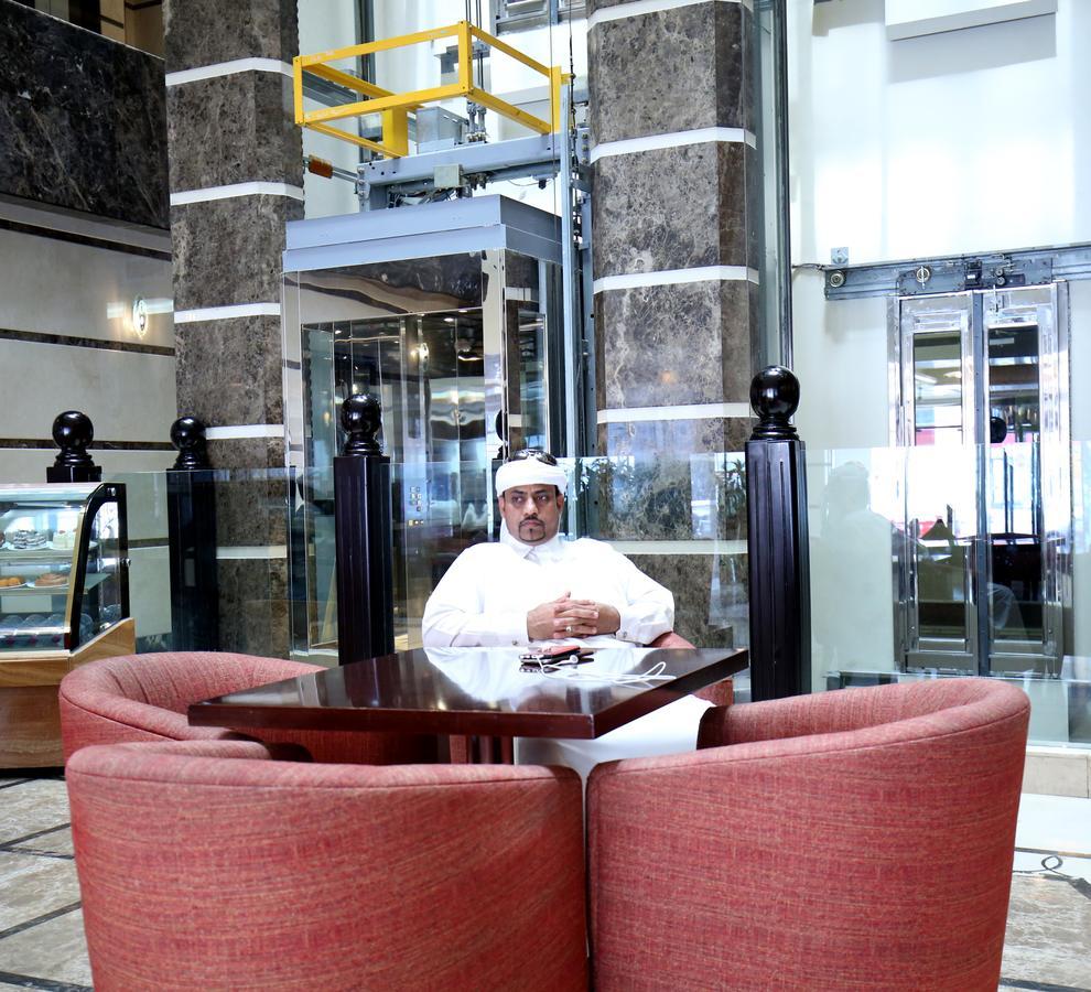 London Crown Hotel Dubai Eksteriør billede