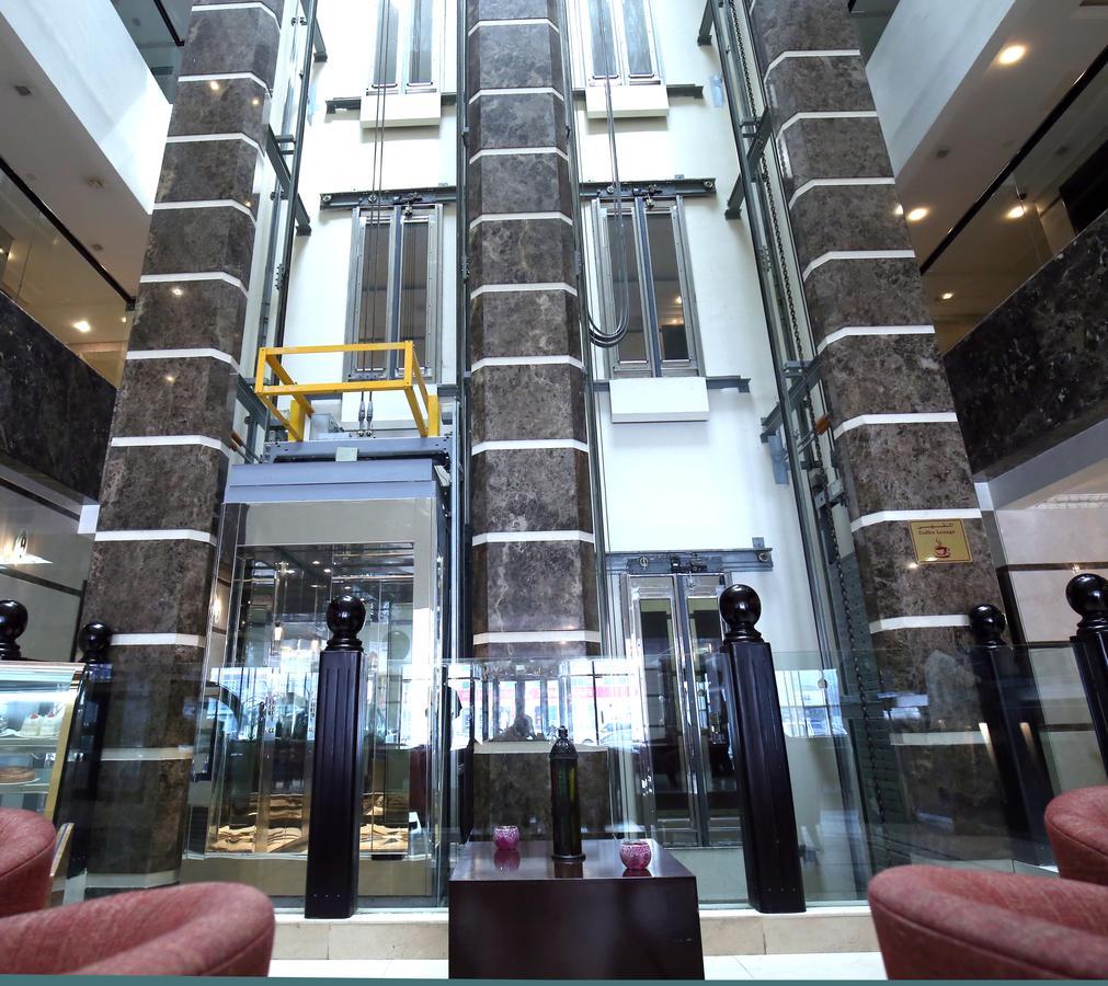 London Crown Hotel Dubai Eksteriør billede