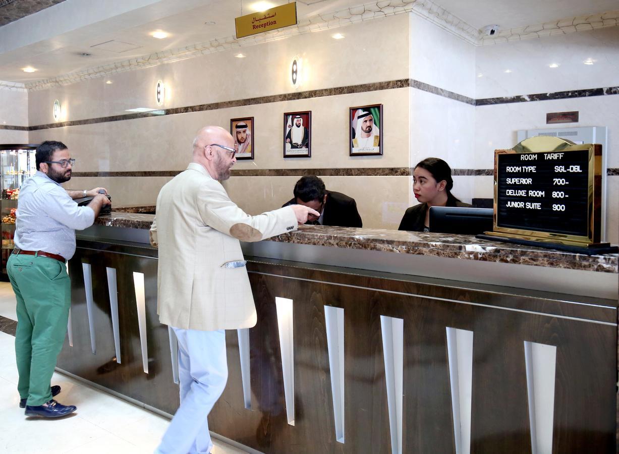 London Crown Hotel Dubai Eksteriør billede