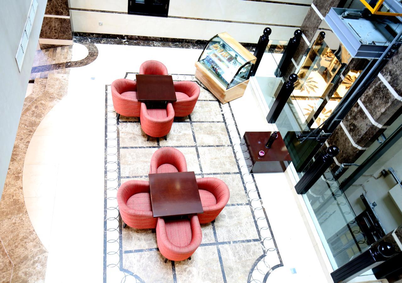 London Crown Hotel Dubai Eksteriør billede