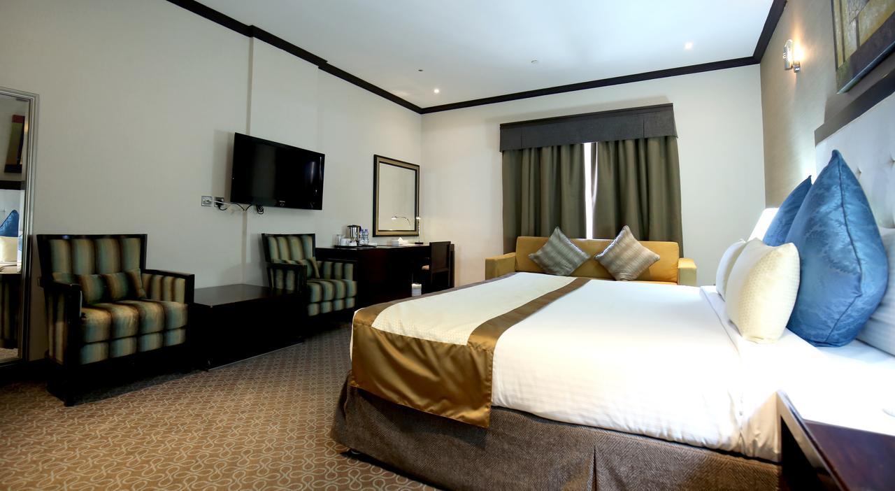 London Crown Hotel Dubai Eksteriør billede