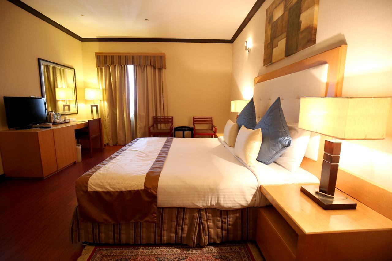London Crown Hotel Dubai Eksteriør billede