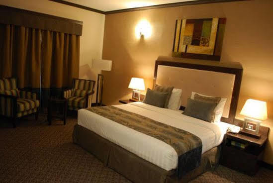 London Crown Hotel Dubai Eksteriør billede